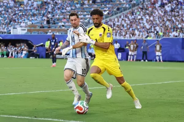 初のW杯でメッシのいるアルゼンチンと大激闘　代表引退するメッシにカーボベルデ代表がメッセージ「レオ、本当にありがとう」