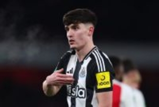 ニューカッスルは再びDFが離脱か……　カラバオ杯準決勝に進むもリヴラメントが怪我　「状況はよくない。膝の問題のようだ」