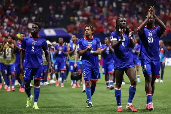 ギャング支配下でも熱狂冷めず　52年ぶりW杯出場のハイチ代表が凱旋　「国全体に希望を与えた」