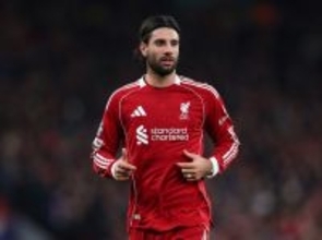 サラーの不調で浮上したリヴァプールの右WG問題　指揮官はショボスライも「長期的な解決策ではない」と分析