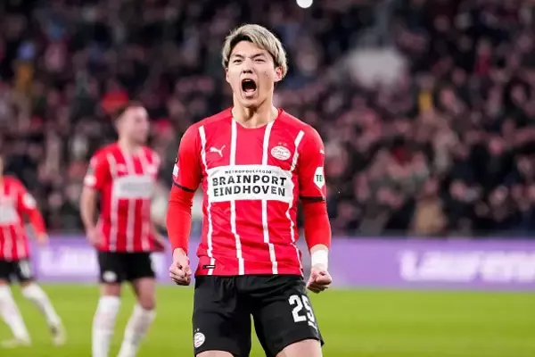 カタールまでに見つけたい“伊東依存の解決策”　今季で11ゴールを挙げたレフティは2番手からの脱出なるか