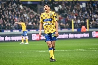 昨季は日本代表入りも期待された“191cm”の長身ストライカー　今冬ベルギー再挑戦もノーゴールと苦しみ……