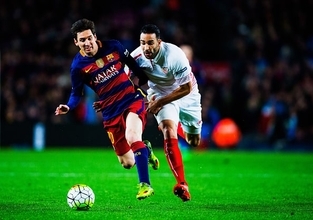 サッカー選手を引退し、新たなチャレンジは“演劇”　バレンシアやミランでプレイした元仏代表DFの挑戦