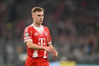 バイエルンMFキミッヒは年内最終戦欠場　指揮官「今週はトレーニングに参加できなかった」