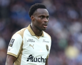 クサノフに続いてRCランスからCBを獲得？　シティ、リヴァプールがオーストリア代表DFバイドゥーに興味