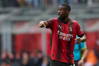 ミランではスクデットも経験したが、なぜDFトモリはイングランド代表には呼ばれない？　セリエAのリーグレベルが問題ではないかとの声にトモリは