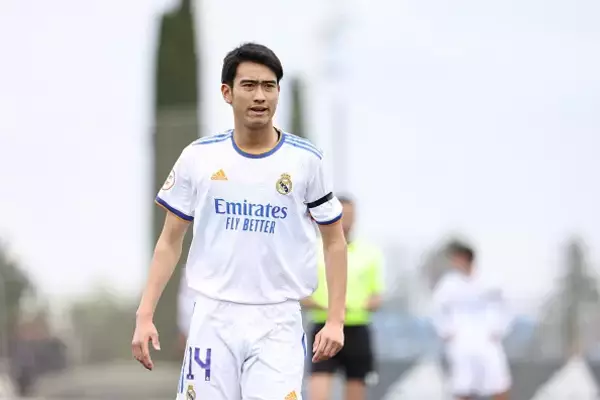 安部裕葵に続く大型補強？　J2のFC今治が中井卓大の獲得を発表！　「この1年、J1昇格に向けて全力を尽くします」