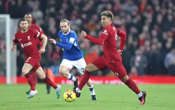 フィルミーノがリヴァプール退団へ　クロップ監督は契約延長を望むもチームを離れる？