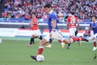 浦和の攻撃陣を身体能力の高さで完封　エドゥアルドが横浜FMの最終ラインを支えた