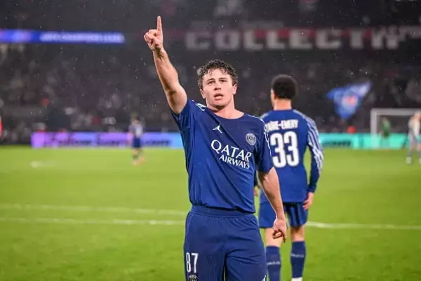 PSGの中盤に欠かせない存在になったJ・ネヴェスはどこでテクニックを身につけた？　磨いた砂浜でのボールタッチ