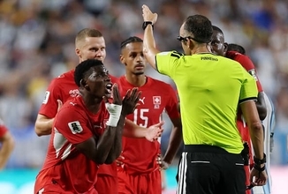「この失望感を言葉で表すのは難しい」　W杯アルゼンチン戦で痛恨だったシミュレーション行為での退場劇、スイス代表FWの思い