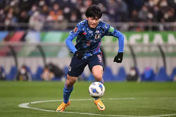 1トップで持ち味を発揮した上田綺世　森保采配で収穫を見せたベトナム戦の戦い