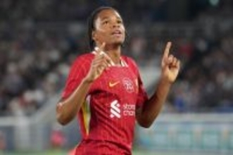 リヴァプールは17歳の逸材ングモハの出場時間をもっと増やすべき？　違いを生み出す仕掛けに集まる称賛「恐れ知らずで、常に影響を与えようとしている」