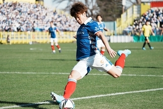 F・マリノス指揮官は「延期にすべき」と嘆くほどの大雨　その中でも魅せた小池、永戸ら高精度のキッカーたち