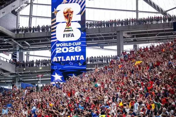 「問題はインファンティーノではなくFIFAそのもの」　英紙が“W杯売却”騒動に辛辣コラム……「反乱は遅すぎた」「なぜサッカー界は今まで沈黙したのか」