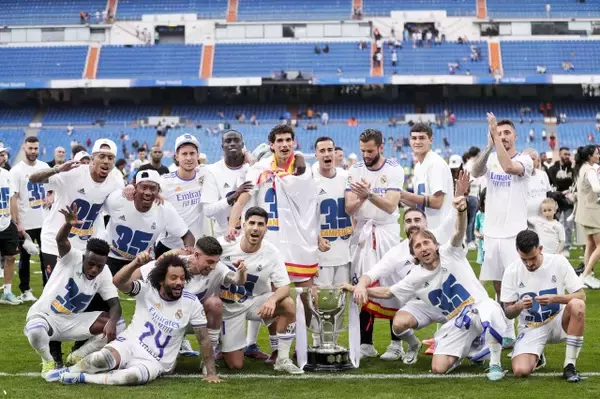 「絶賛されるレアルの“フィジカル”　チュアメニ&リュディガーでさらに進化する戦うフットボール」の画像