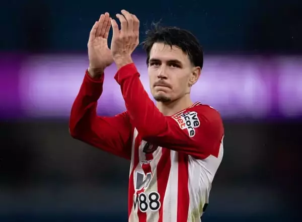 ル・ブリ監督との再会を選んで大正解だった!?　ローマを離れた25歳MFはサンダーランドで躍動中　「ここはクラブではなく、街そのもの。みんなが我々の試合を見るのを熱望している」