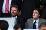 「デビッド・ベッカムはCL準決勝1stレグ観戦！スーツでスマートに古巣のレアルを応援」の画像1