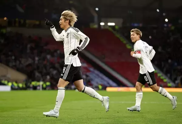 「日本を勝利に導く伊東純也の一撃をスコットランドメディアが称賛　「緊迫した状況で見せた冷静さは、まさに卓越したもの」」の画像