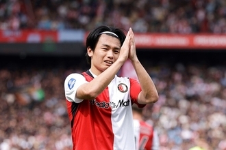 上田綺世、2戦連発も元オランダ代表FWは「平凡」と評価　移籍の可能性にも言及
