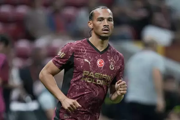 レロイ・サネは才能をフルに活かせていないのか　元バイエルンのカーン氏は「私に君の才能があればメッシにもなれると」