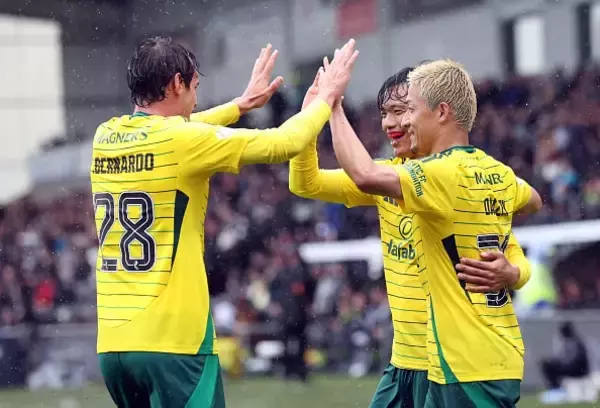 セルティックにとってリーグ制覇は“楽勝”　求められるのはCLでの結果だけだ「サポーターには夢を見る権利がある」