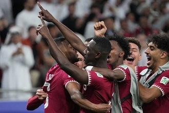 自国開催W杯では全敗だったのに……　カタールのアジアカップ王手に「W杯ではナーバスになっていただけ」