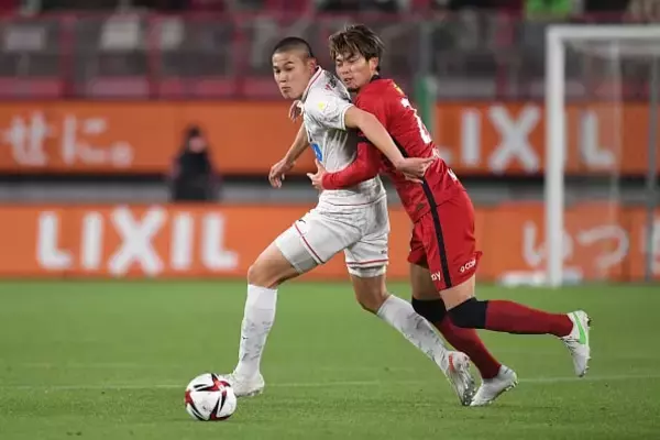 札幌の攻撃のギアを入れた中島大嘉　19歳の長身FWの強さだけじゃないもう1つの武器