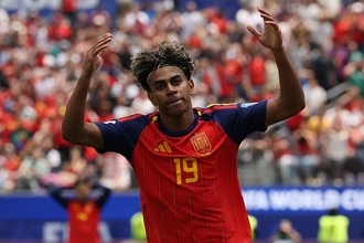 2026W杯でも自慢のドリブル炸裂　“1試合平均12回”もドリブルを仕掛けるヤマルがスペイン優勝へのカギ