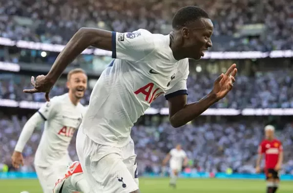 ケイン抜けたスパーズをポステコグルーが変える　サール、ビスマらスタメン抜擢から見える独自色