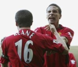 苦笑いのネヴィルが番組を制止　キーンが元同僚ファーディナンドに辛辣発言「今こそあいつには……」