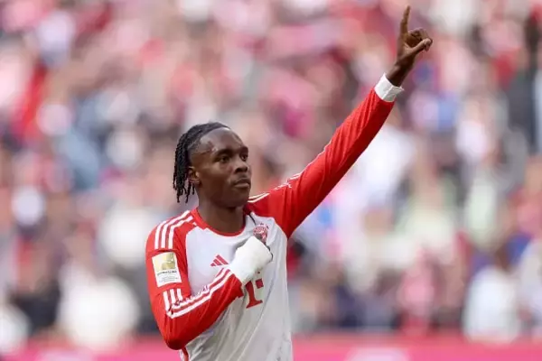 昨季はブンデスで7ゴール5アシストを決めたが…… 今季はバイエルンで“224分”しか出番がない19歳の逸材FWの気になる現状