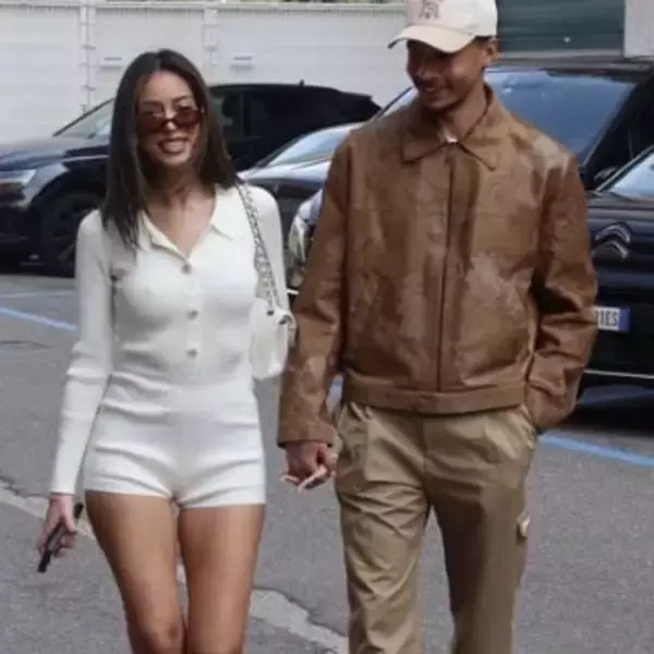 イタリアへ渡ったデル・アリを支えるガールフレンドがセクシーすぎる？　エンポリ戦観戦ファッションが話題呼ぶ