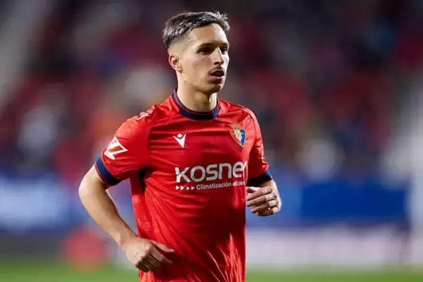 「オサスナMFサラゴサがバイエルンでの苦悩の日々を告白　「僕との契約は無意味だったと言われた」」の画像