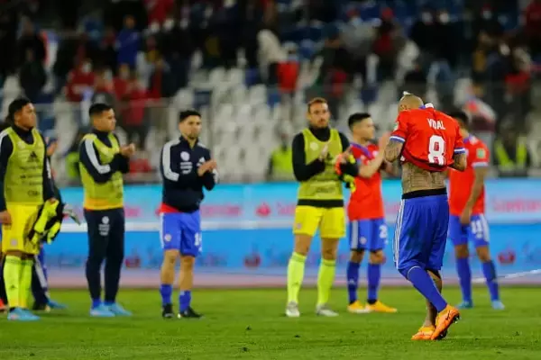 世界はW杯で盛り上がってるが…… ビダル、A・サンチェスら衰退のチリが《8戦未勝利》と深刻な状況に