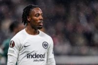 2600万ユーロを投じたFWが1年経ってもブンデスリーガで0ゴール…… フランクフルトにとって痛すぎたFW補強の失敗