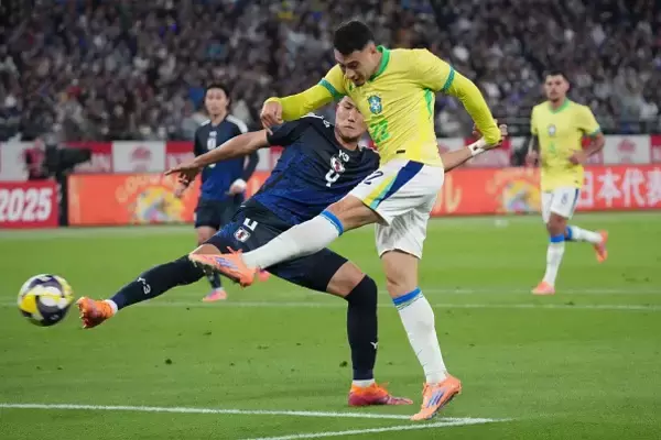 日本戦で見せたマルティネッリの見事なラインブレイクはアーセナルの新たな武器となる!?　「彼をCFで起用するべき」