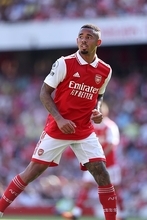 ジェズス2G2Aも「4得点するべきだった」とガッカリ!?　レスター戦で別次元の動きを見せたアーセナルの新9番