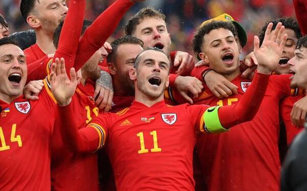 ベイルvsイングランド 危険なヤング集団アメリカも ウェールズ参戦でw杯 グループbは面白くなった 22年6月11日 エキサイトニュース ベイルvsイングランド 危険なヤング集団アメリカも ウェールズ参戦でw杯 グループbは面白くなった 22年6月11日 エキサイトニュース