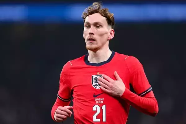 「W杯メンバー入りへ猛アピール！　イングランド代表デビュー飾った25歳エヴァートンMFをトゥヘルが絶賛　「彼は我々のミニ・バルベルデ」」の画像