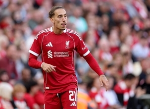 ケルケズ加入で押し出される形に　リヴァプールDFツィミカスにフォレスト、リーズが関心