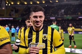 レアル・マドリードで大失敗に終わったセルビアの点取り屋は今どこに　ギリシャの名門で華麗なる復活を遂げていた