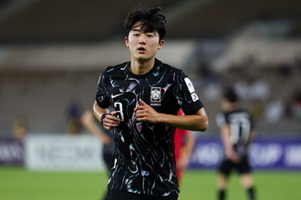 「韓国サッカー界の超大型快挙！」18歳の新星DFがドイツ王者と契約締結！ 母国メディアは過去の逸材たちにも着目「バイエルンは韓国の有望株たちの可能性を感じていた」