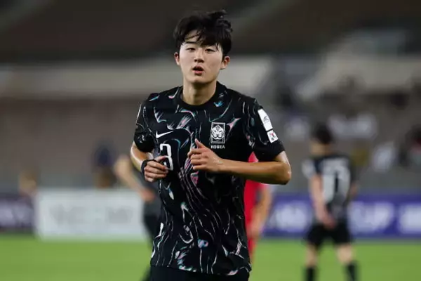 「韓国サッカー界の超大型快挙！」18歳の新星DFがドイツ王者と契約締結！ 母国メディアは過去の逸材たちにも着目「バイエルンは韓国の有望株たちの可能性を感じていた」