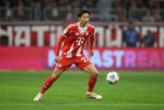 伊藤洋輝がバイエルンで本格稼働する時　クラブのSDは後半戦の重要戦力になってほしいと期待「彼のプレイスタイルならばチームに貢献できる」