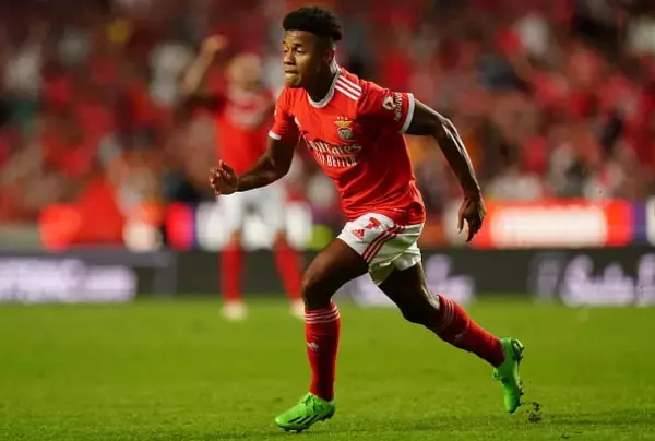 オランダで20歳ながら“14ゴール11アシスト”と輝いた男の今　アヤックスのCLベスト4にも貢献したウインガーは