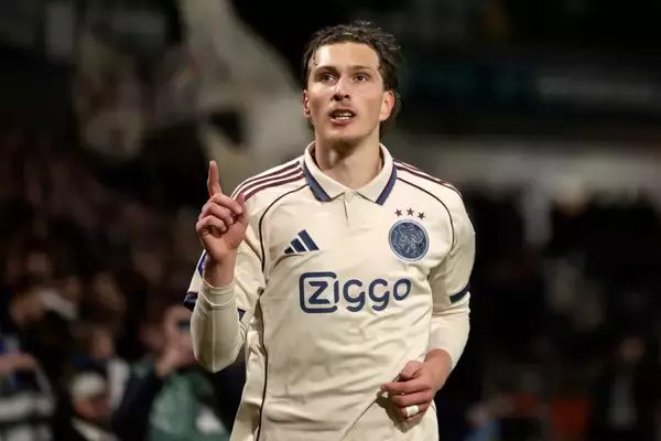 今季のエールディビジで27得点に関与　左WG探すアーセナルが目をつけたNEWアザール