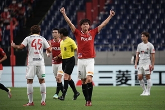 ボランチで“9試合6得点”の絶好調男は新たな得点パターンも披露　浦和を支える大型MFの存在感