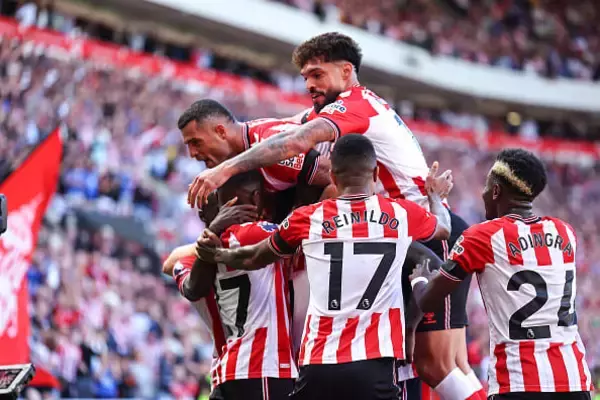 公式戦10連勝中のアーセナルを止めるのは昇格組の“ダークホース”？　英メディアはサンダーランドの勝利を予想　「セットプレイの達人に対処する態勢が整っている」