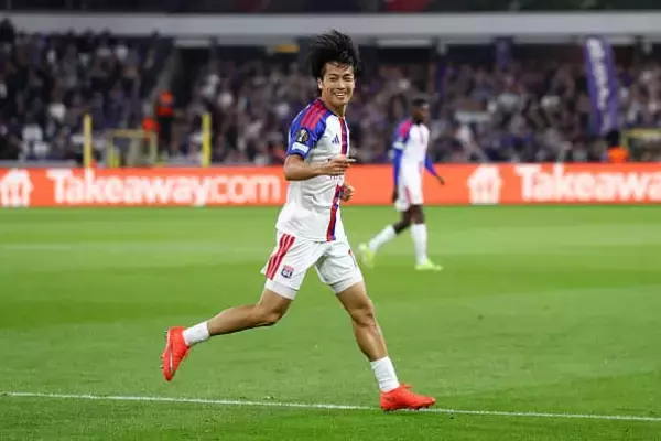 中村敬斗が見せたパフォーマンスに仏でも絶賛の声　リヨンでいきなりのゴールに「リヨンに新たな次元をもたらす存在であることを証明」